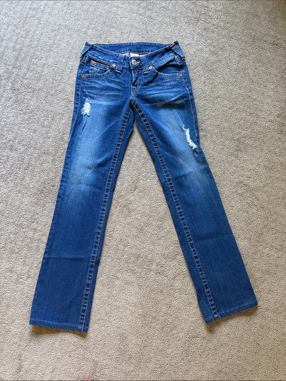 Women’s True Religion Jeans with button back pocket